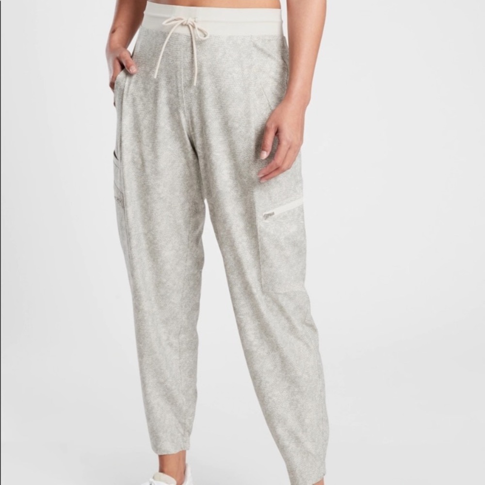 Athleta Women’s Size 4 Venture Printed Pants Joggers‎ Lightweight Drawstring
